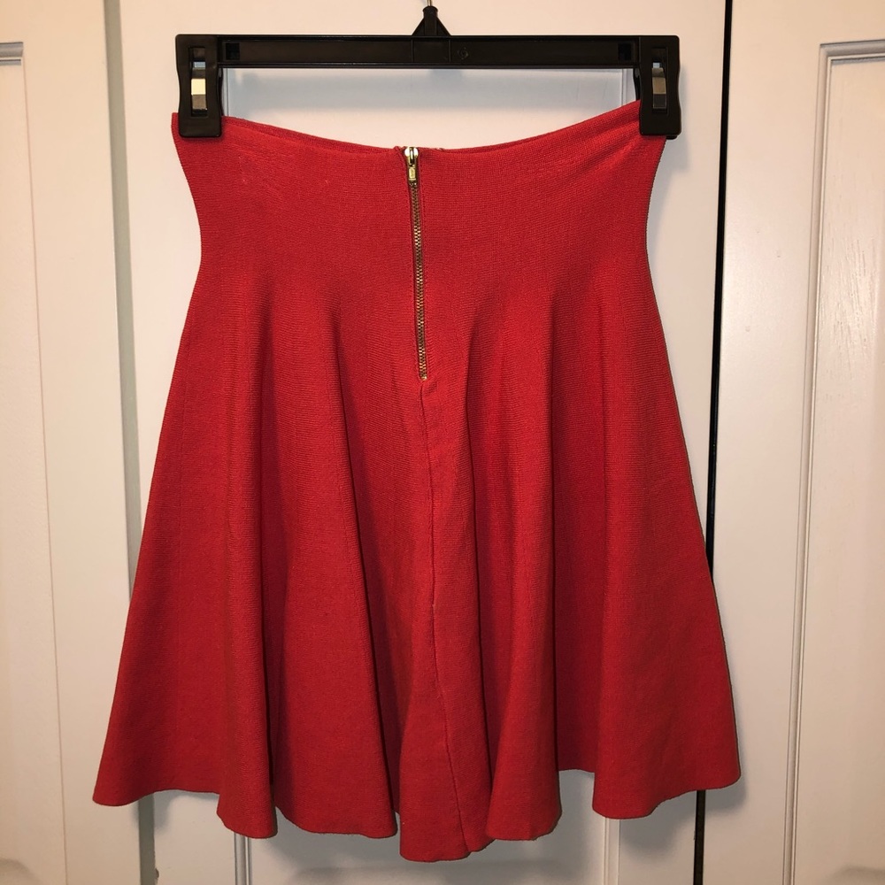 Orange skirt - Picture 2 of 2